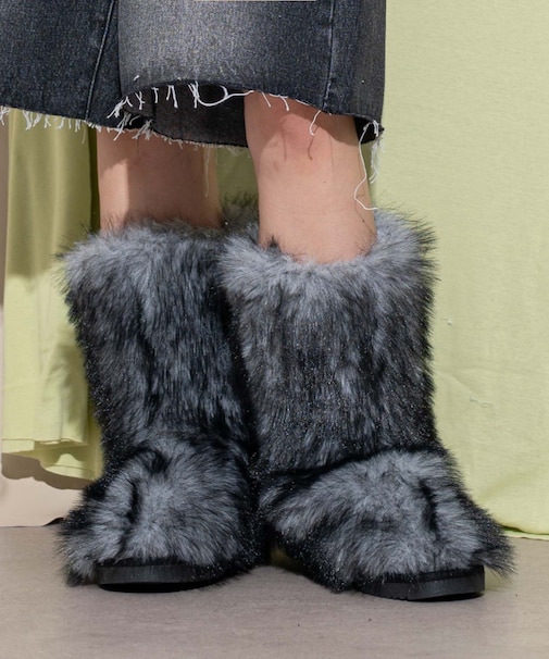 モンスターファーブーツ