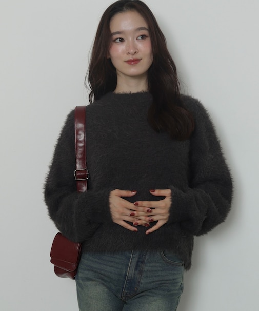 シャギーニットプルオーバー