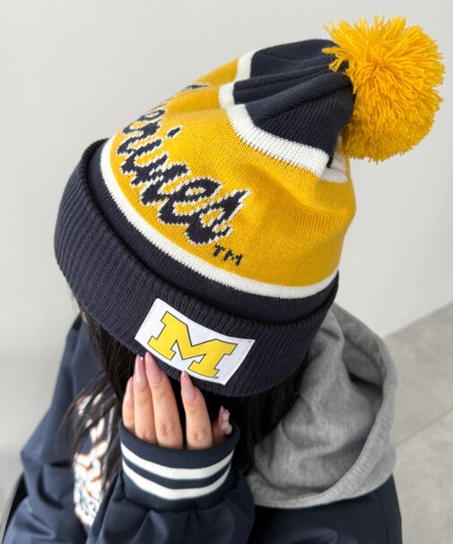 COLLEGE PON KNIT WATCH