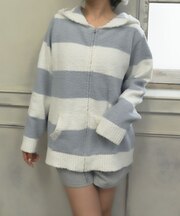 ボーダーZIPパーカー