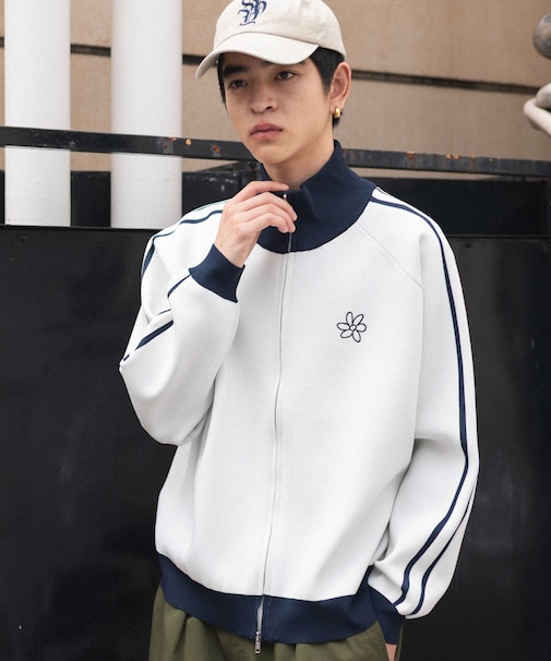 ライントラックニットジャケット