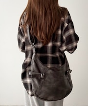 ハーフムーンPUショルダー