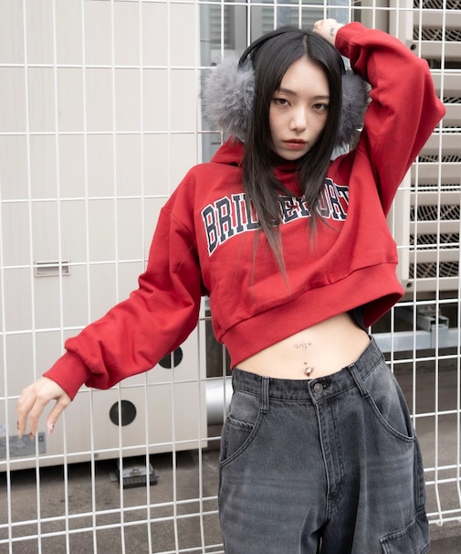 ロゴショートプルパーカー