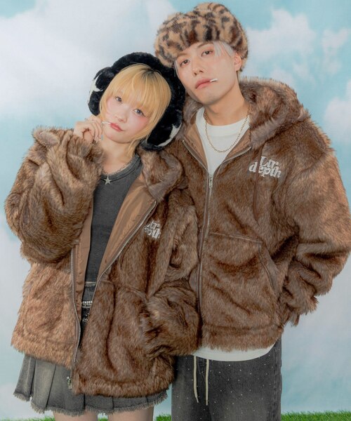 ファーフードロゴブルゾン｜ウィゴーの通販｜&mall（アンドモール