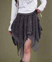 ダメージヘムスカート