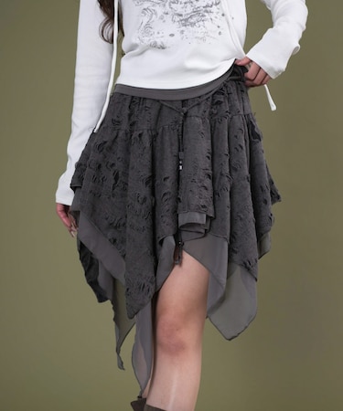 ダメージヘムスカート