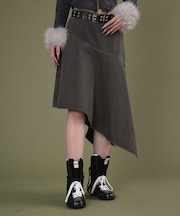 ベルト付きヘムスカート