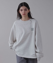 ショートドロストワンポイント刺繍プルオーバー