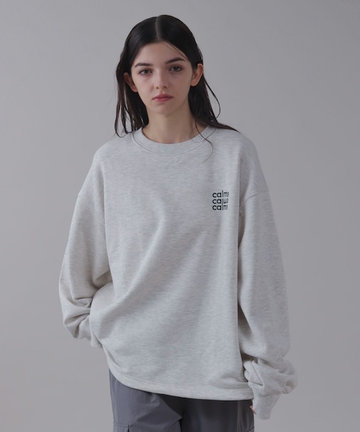 ショートドロストワンポイント刺繍プルオーバー