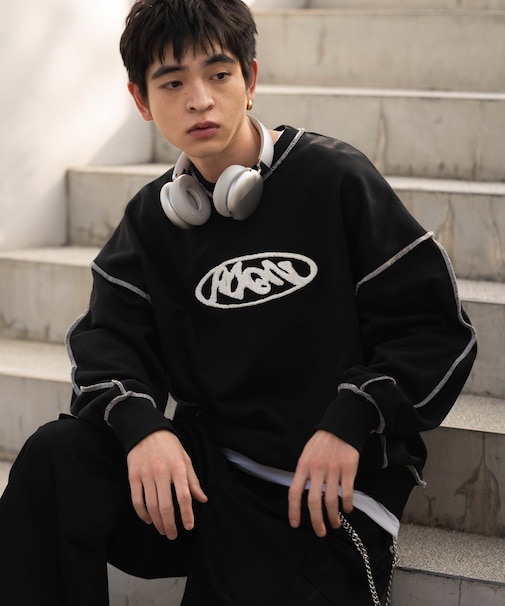 ショートカラーステッチサガラロゴプルオーバー