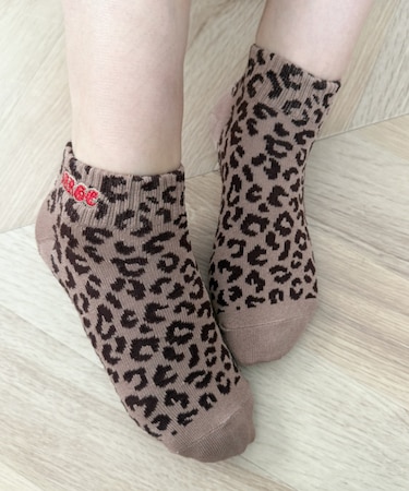 レオパード刺繍ロゴショートソックス