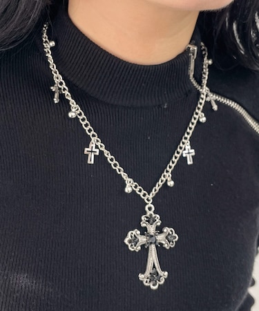 LBIGクロスチャームネックレス