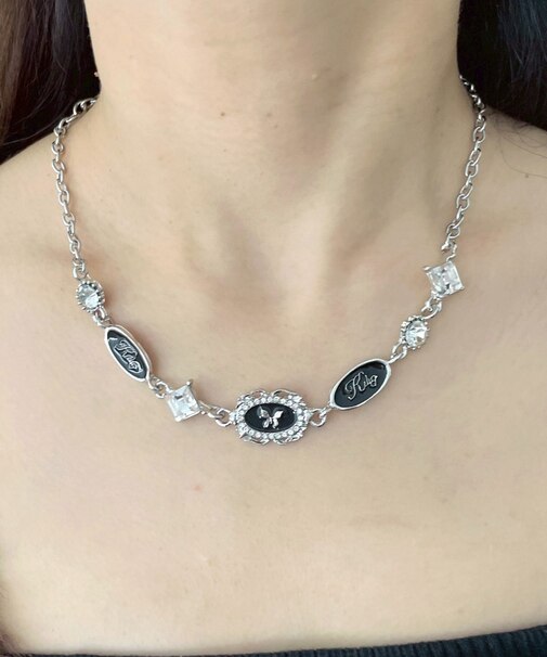 Lパーツモチーフネックレス