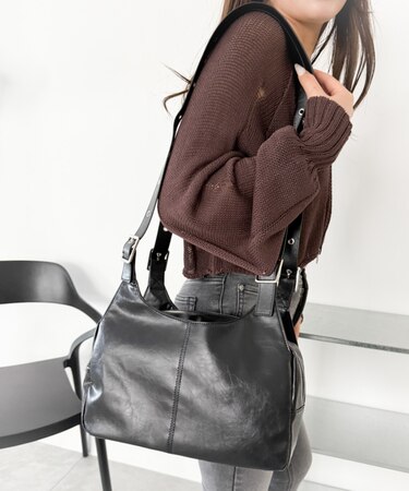 ハトメベルトハンドバッグ