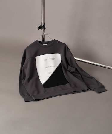 カラーパネルプルオーバー