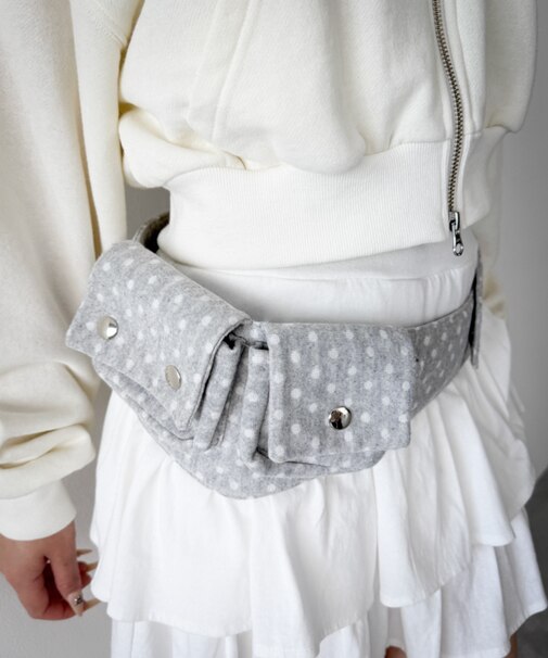 スタッズウエストマークポーチ