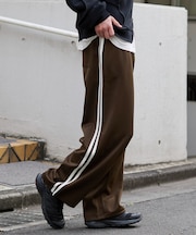 ライントラックパンツ