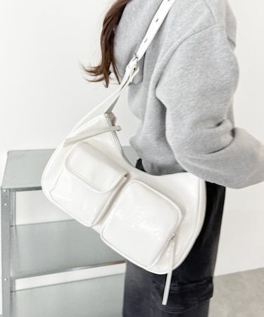 立体ポケットハトメベルトバッグ