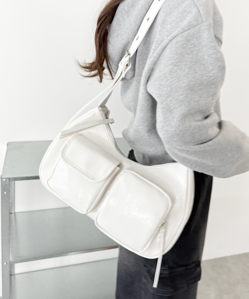 立体ポケットハトメベルトバッグ