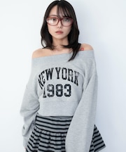 グラフィックオフショルショートスウェット