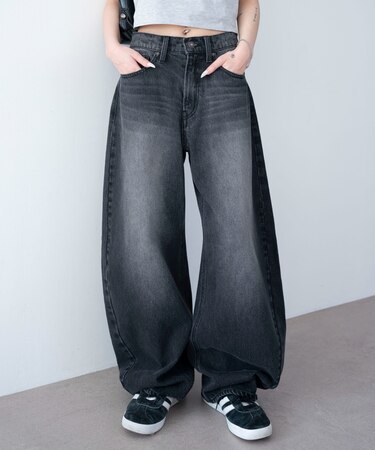 ワイドカーブデニムパンツ