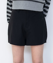 ポンチマイクロショートパンツ