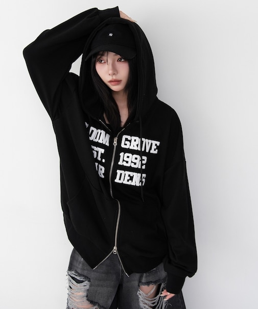 発泡ロゴジップパーカー