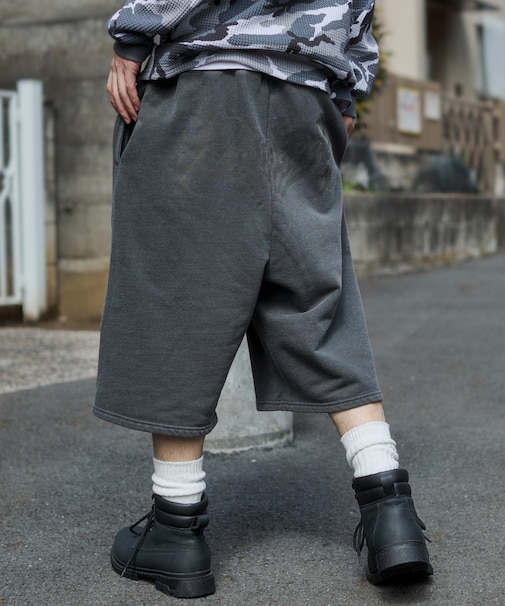 ピグメントグラフィックショーツ