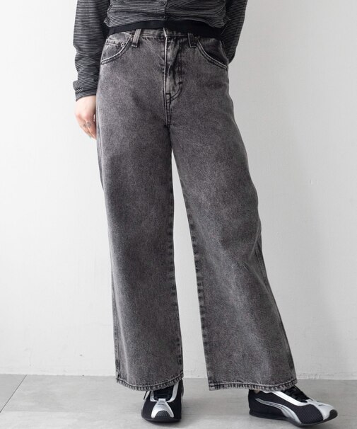 ストレートデニムパンツ(丈短め)