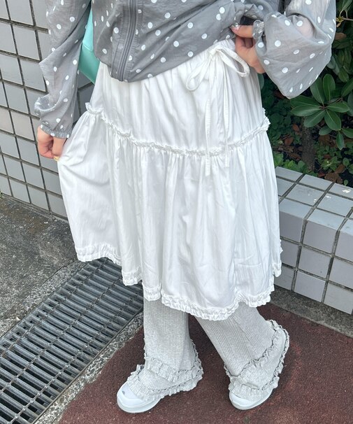 ギャザーミドルスカート