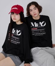 アソートグラフィックプルオーバー