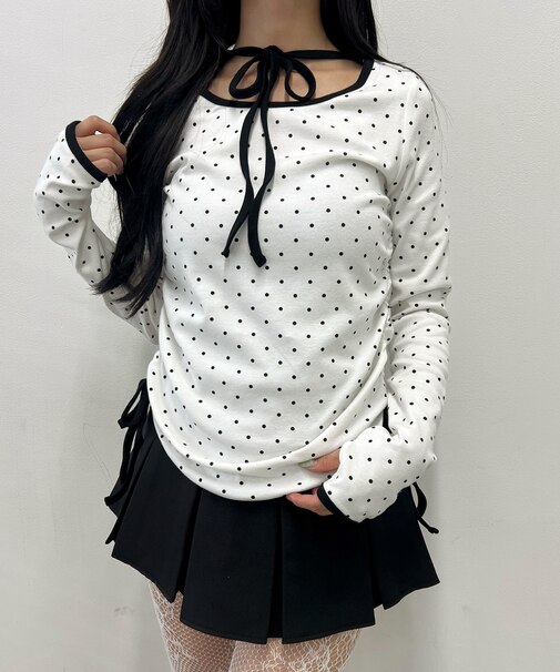 パイピングチョーカードットトップス