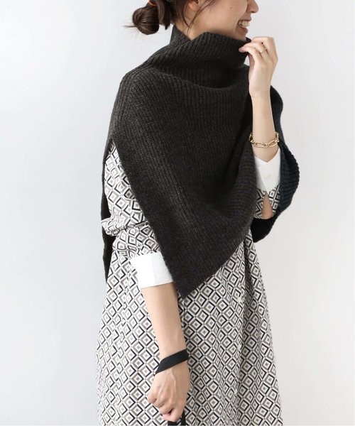 TO BE CHIC✨未使用タグ付　ニットボウタイポンチョ　ツイード　フリンジ TO BE CHIC✨未使用タグ付 ニットボウタイポンチョ ツイード