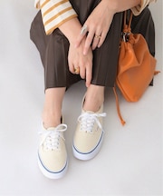 【VANS / ヴァンズ】Authentic：スニーカー