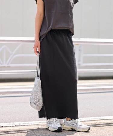 ストレッチポンチIラインスカート