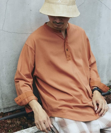 ガーメントダイ スリーピング ヘンリーネック Tシャツ