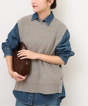 サイドボタンニットベスト