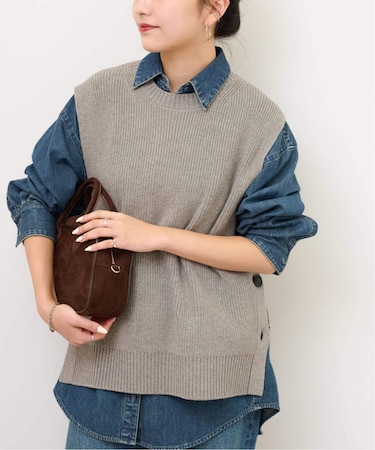 サイドボタンニットベスト