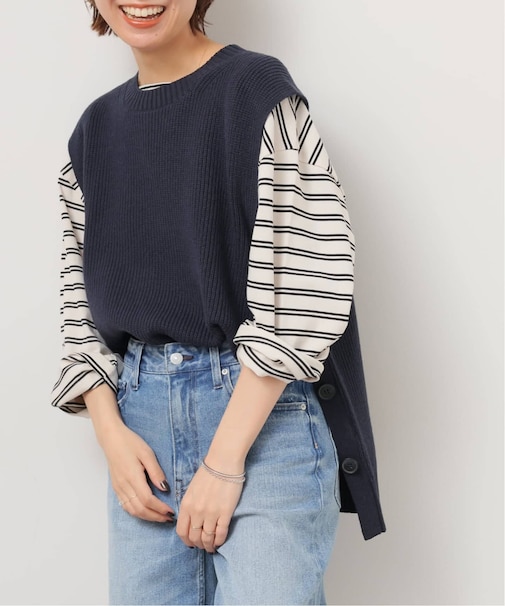 サイドボタンニットベスト