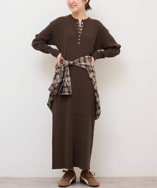 【MULTI FUNC+】ヘンリーネックニットワンピース