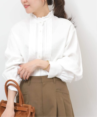 フリルネックドビーストライプシャツ