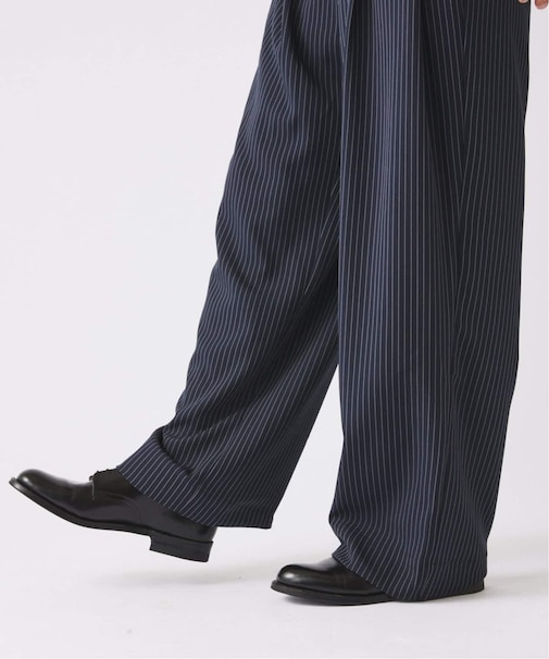 ヒールカット ルーズ ライトスラックス