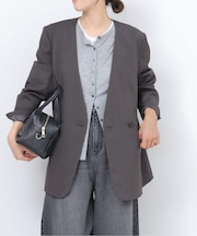 ダブルフロントノーカラージャケット