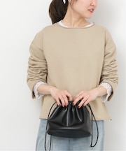 クロップドスウェット