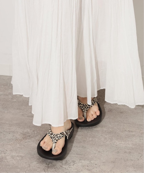 【OOFOS/ウーフォス】OOlala Limited：サンダル