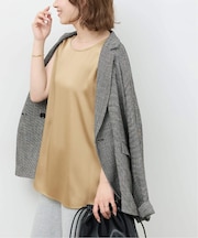 サテンノースリーブブラウス