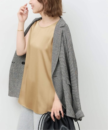 サテンノースリーブブラウス