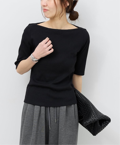 ボートネックハーフスリーブ