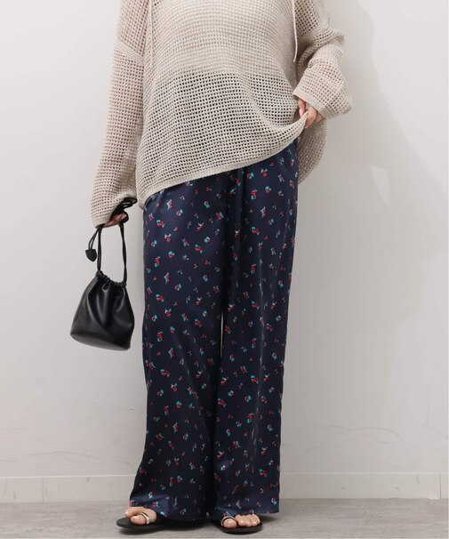 小花プリントパンツ