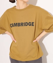 CAMBRIDGEロゴTシャツ
